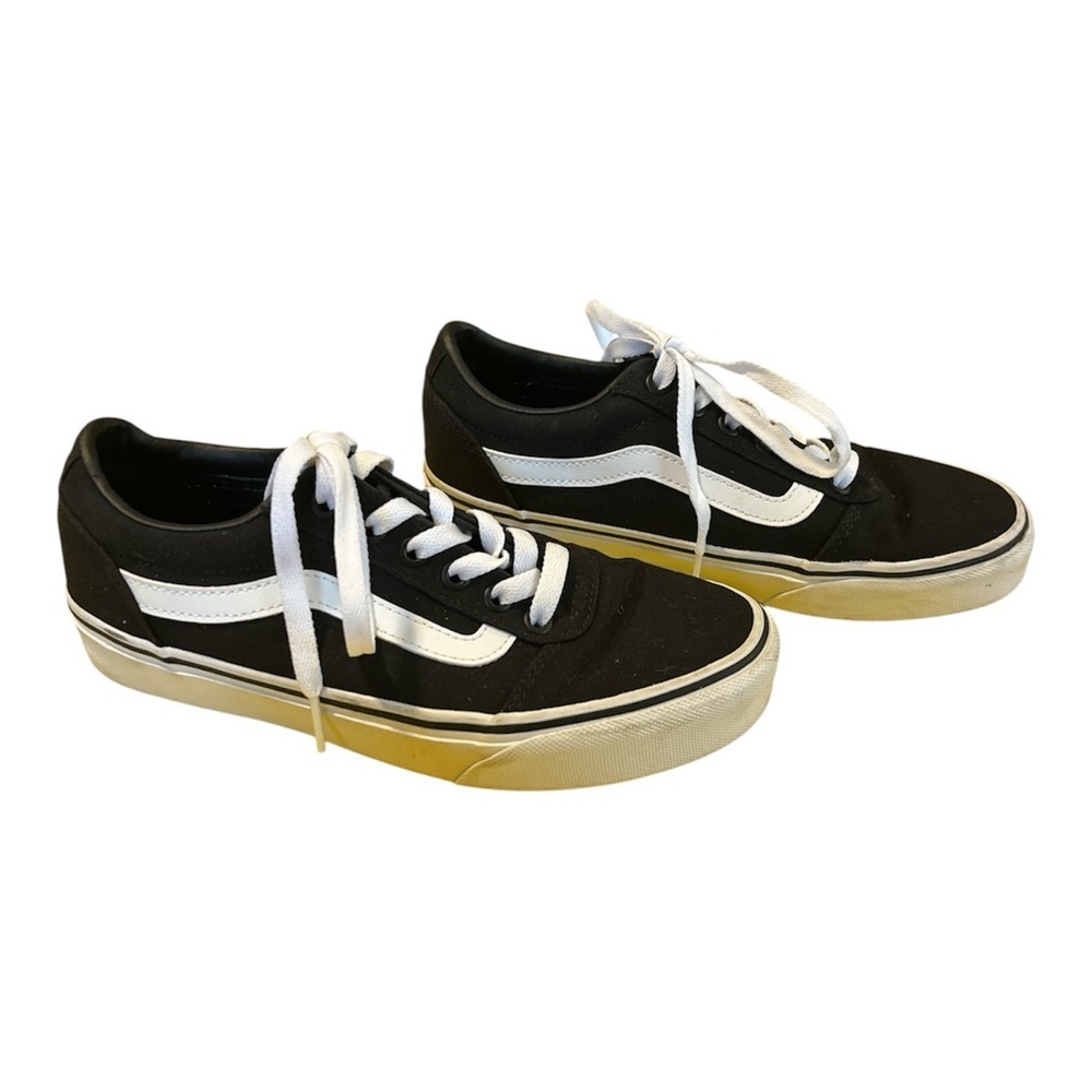 Vans Old Skool Womens Size 7 Black White Skate Sneakers Classic Low Top Shoes - Picture 3 of 8